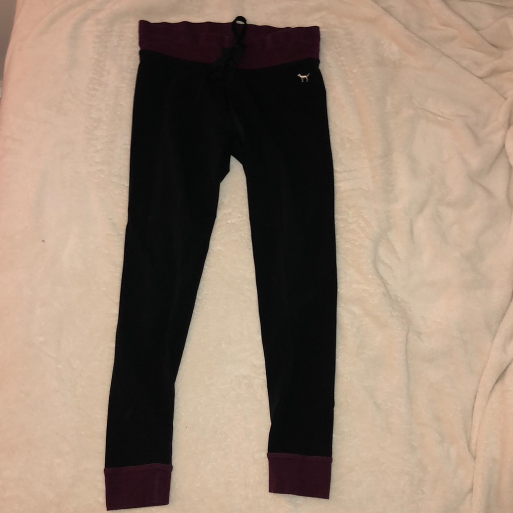 Cute black leggings